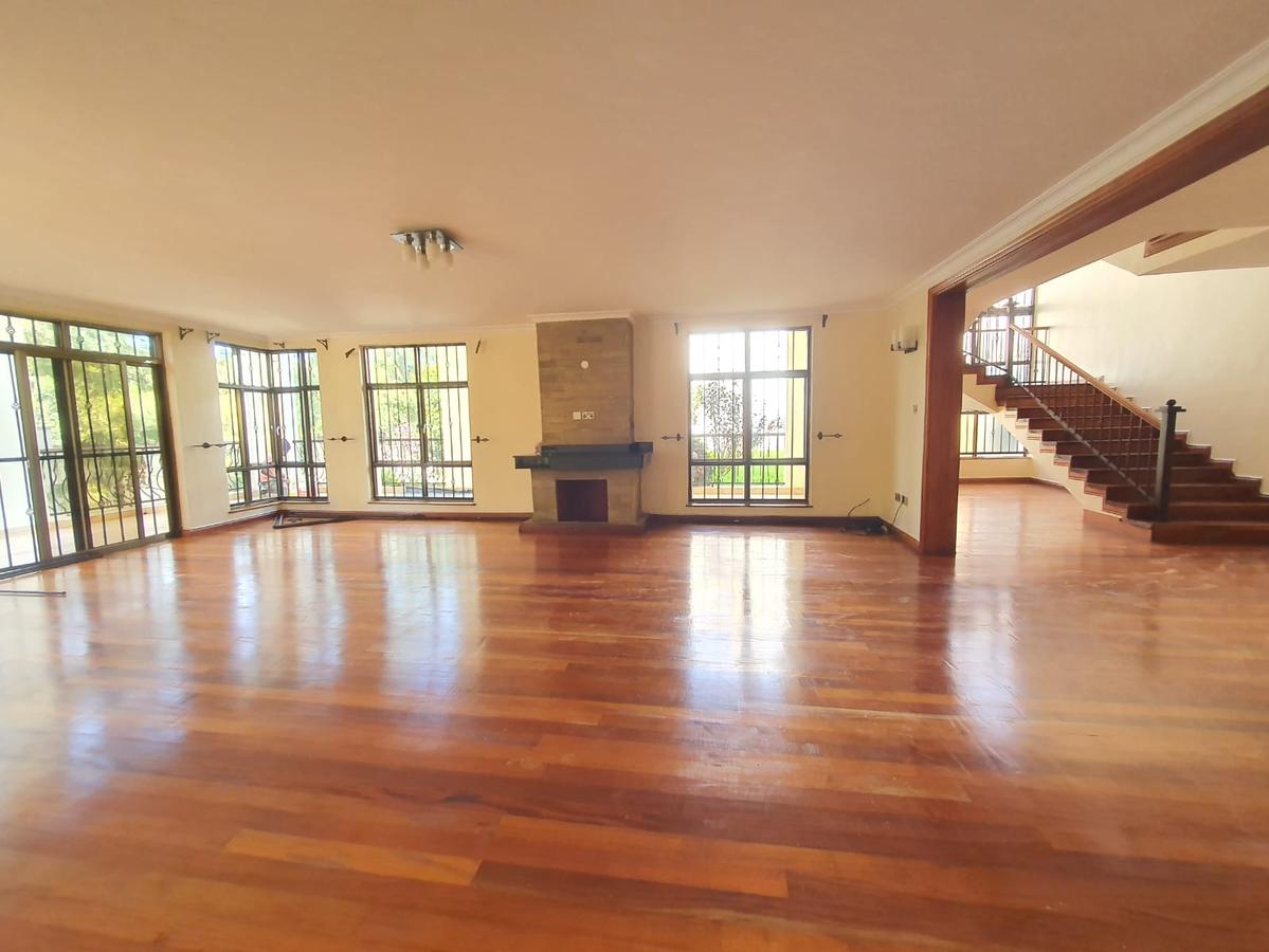 6 Bed Villa with En Suite at Westlands - 9