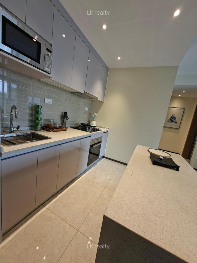 Serviced 1 Bed Apartment with En Suite at Westlands Road - 5