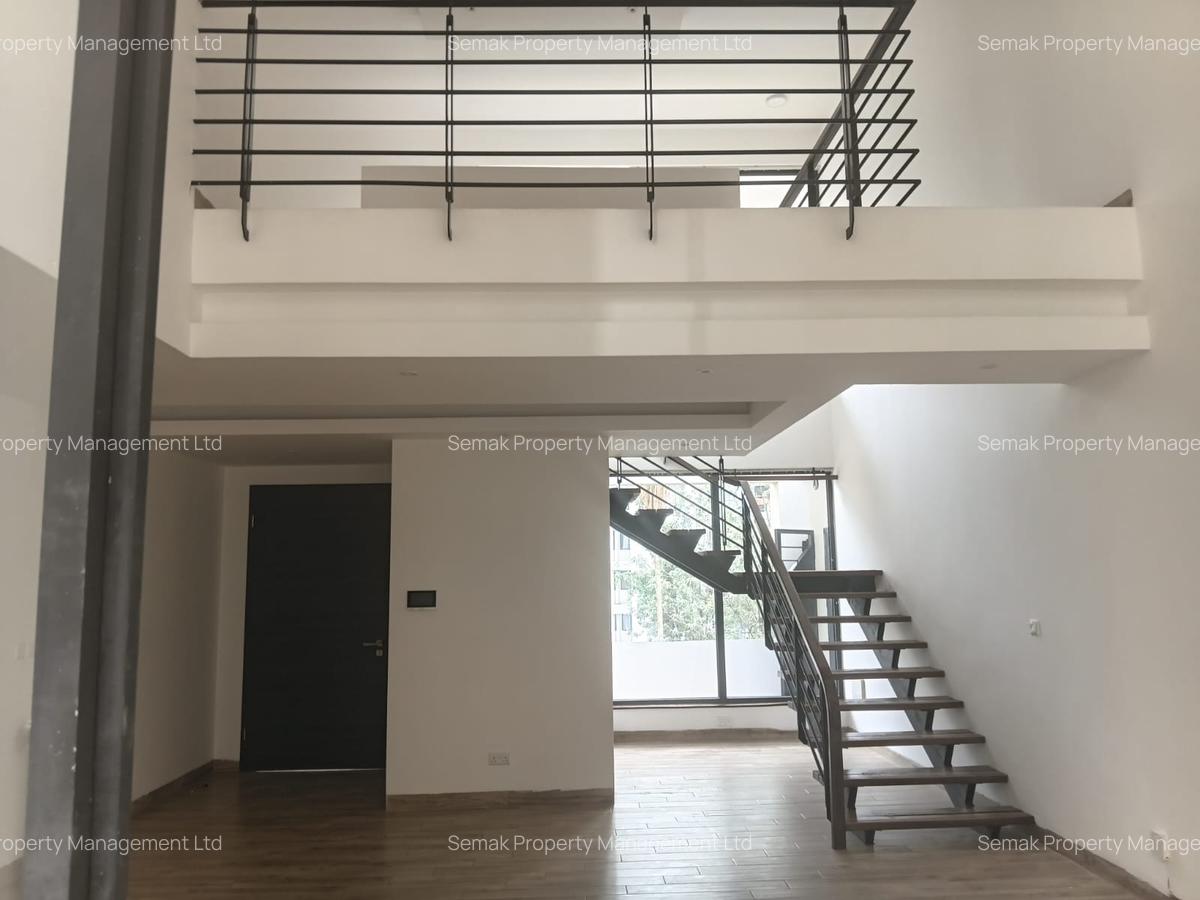 3 Bed Apartment with En Suite in Riverside - 8