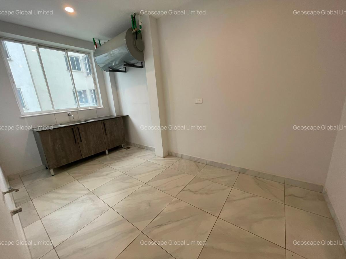 2 Bed Apartment with En Suite in Westlands Area - 3