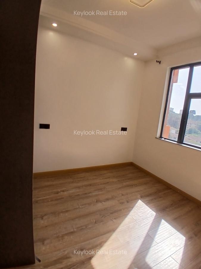 3 Bed Apartment with En Suite at Lavington Green - 8