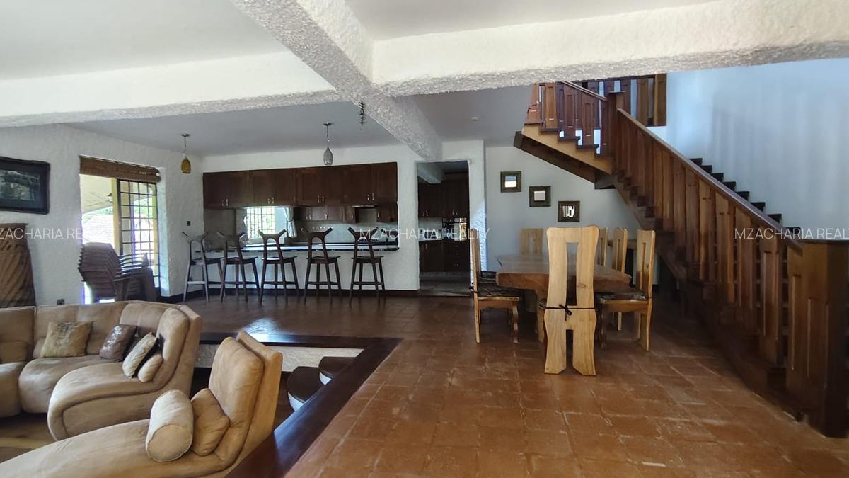 3 Bed House with Garden in Spring Valley - 16