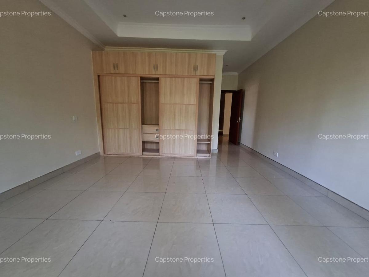 4 Bed Townhouse with En Suite in Runda - 7