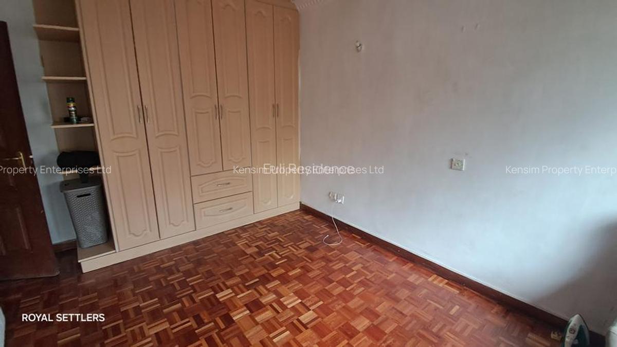 4 Bed Townhouse with En Suite in Lavington - 13