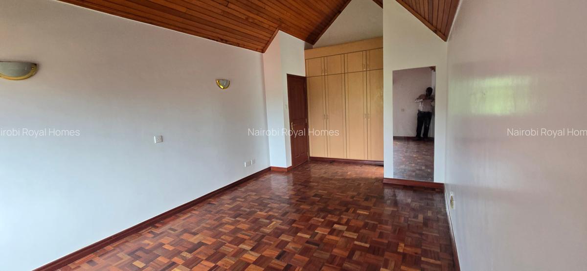 5 Bed Townhouse with En Suite at Ndoto Road - 6