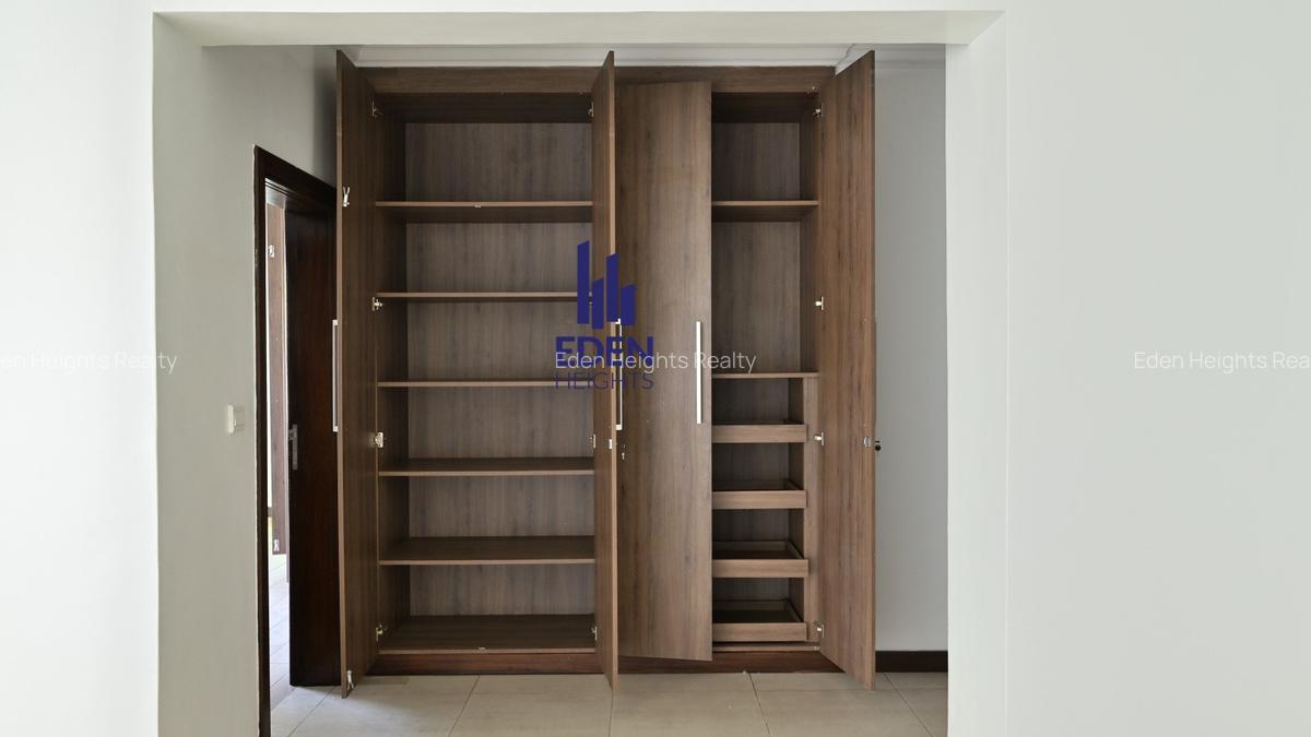 3 Bed Apartment with Staff Quarters in Parklands - 14