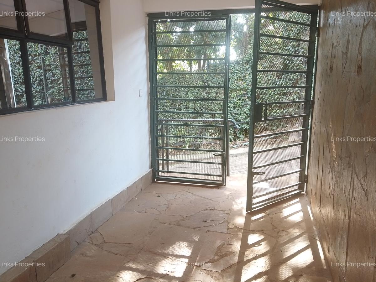 3 Bed House with En Suite at Karen - 2