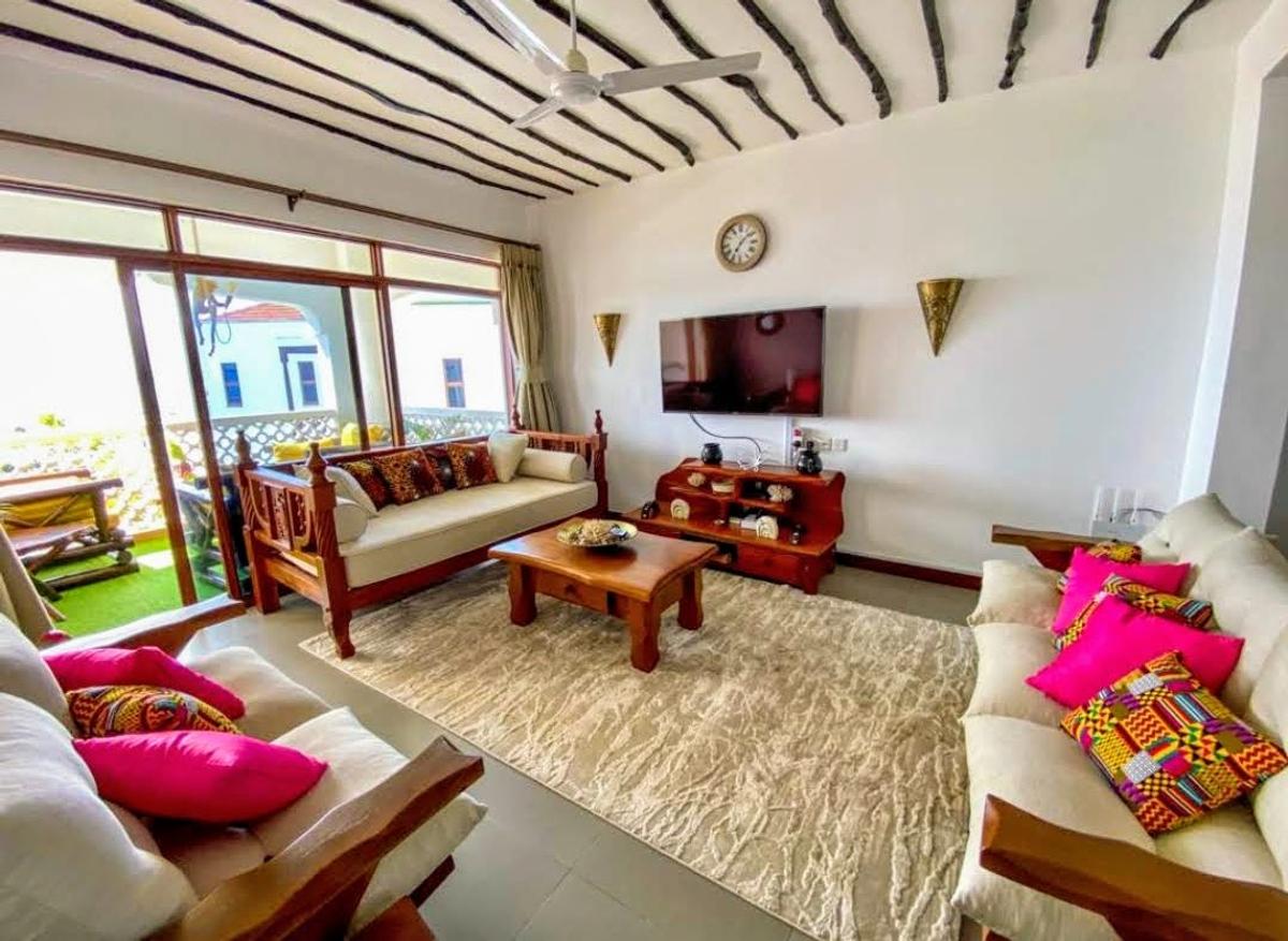 4 Bed Villa with En Suite in Kikambala - 8