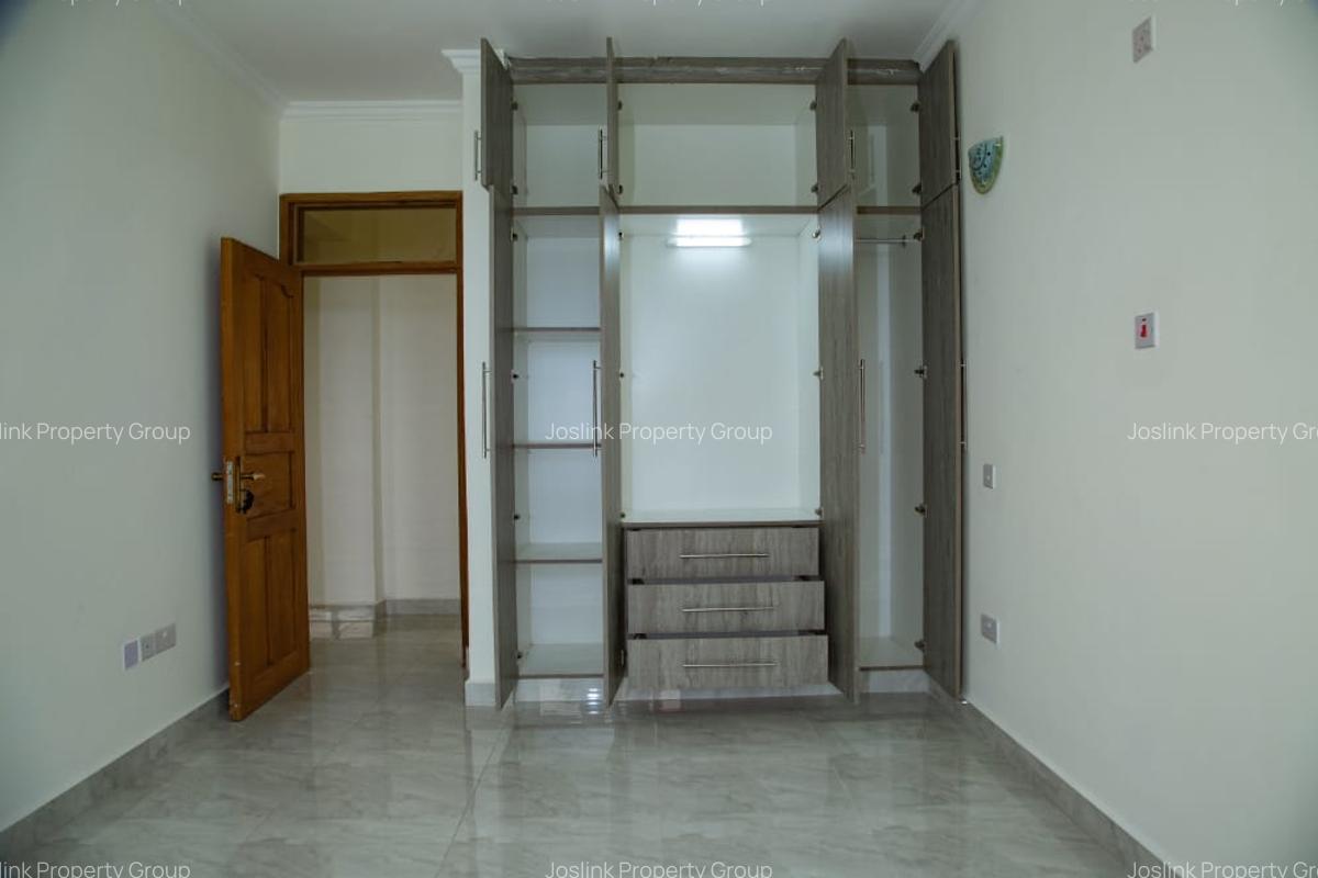 3 Bed Apartment with En Suite in Mtwapa - 12