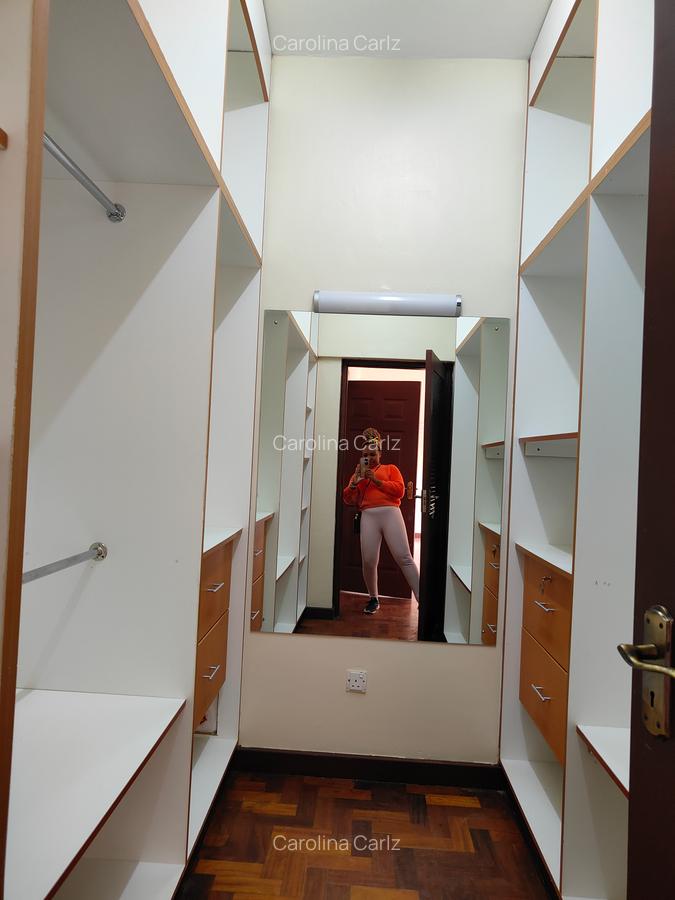 4 Bed Apartment with En Suite at Brookside Drive - 11