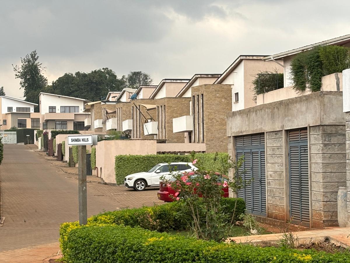 4 Bed Villa with En Suite in Kiambu Road - 16