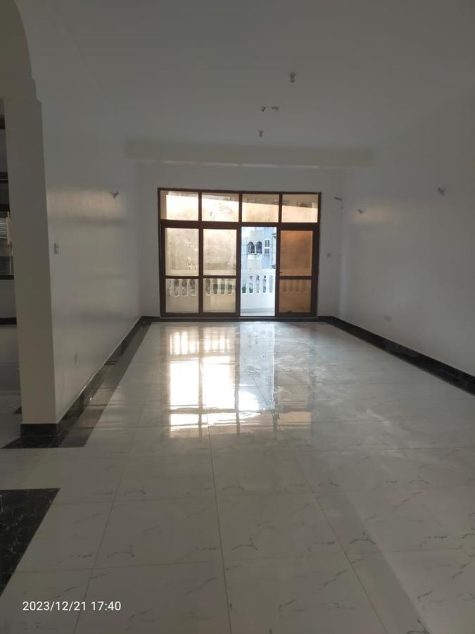 Serviced 3 Bed Apartment with En Suite at Nyali - 1