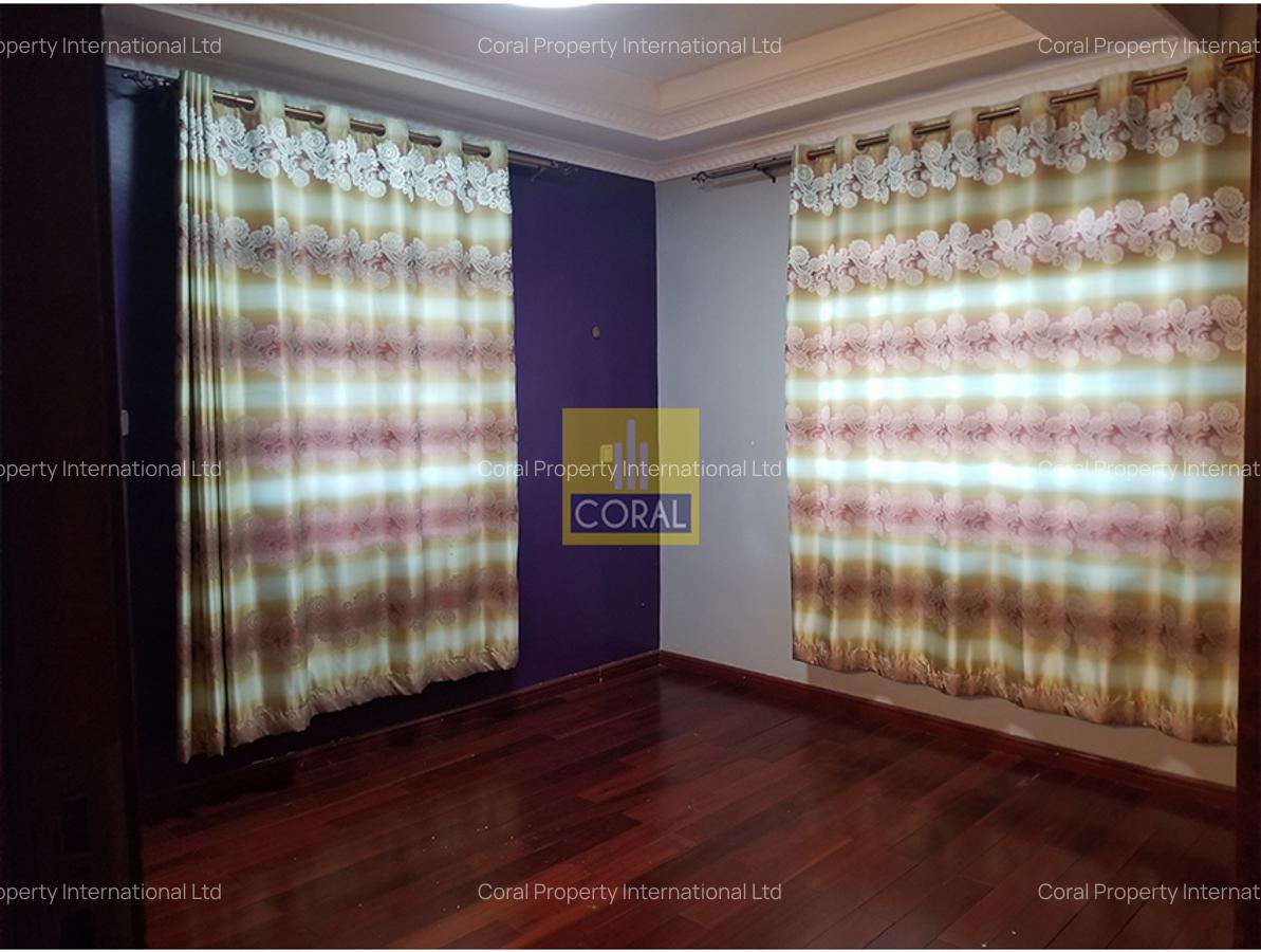 6 Bed House with Garden in Kenyatta Road - 5