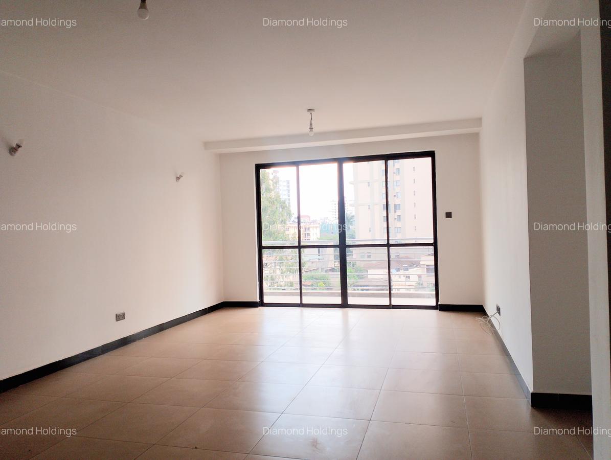 2 Bed Apartment with En Suite at Parklands - 2