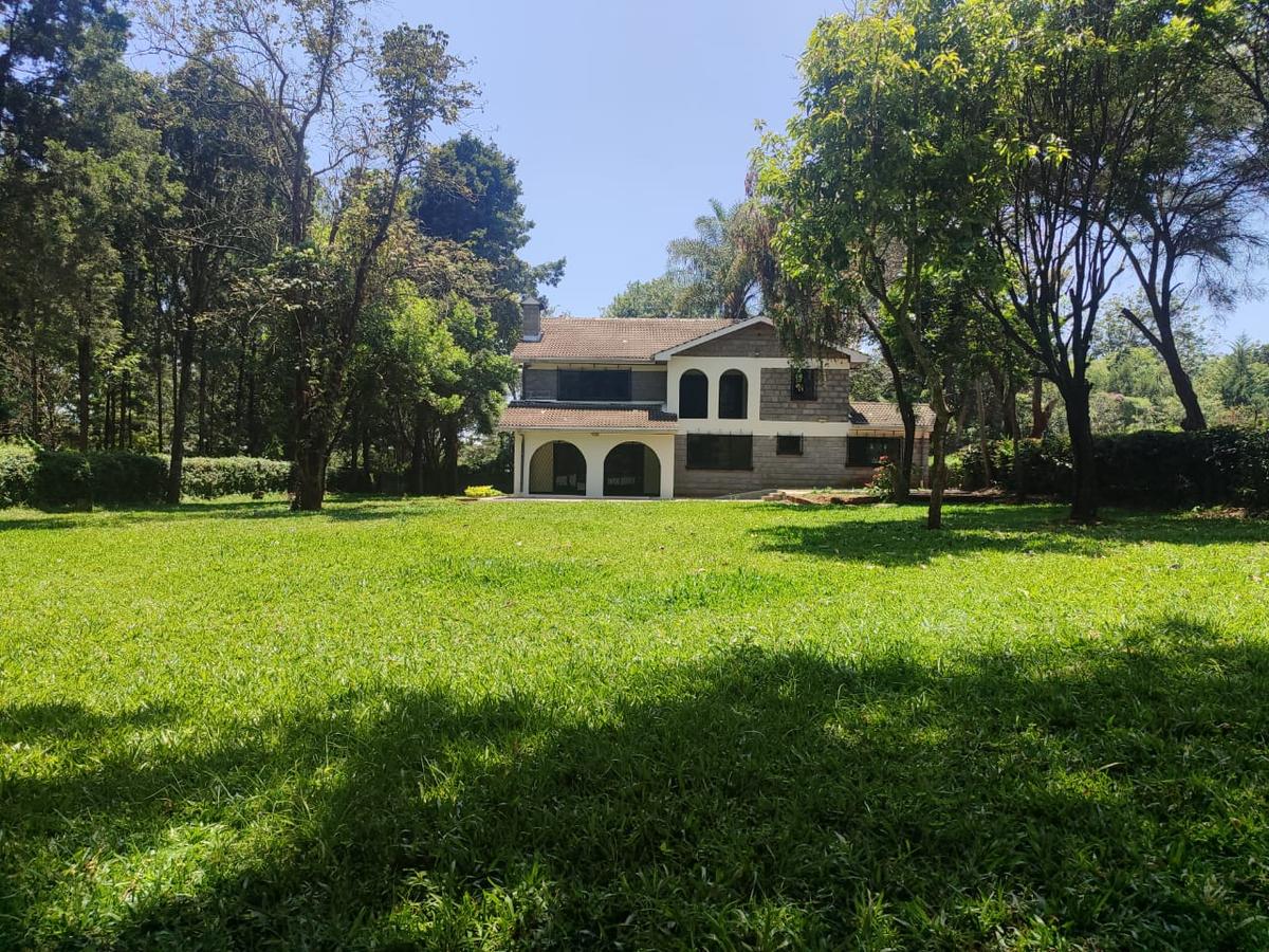 6 Bed House with En Suite in Langata - 1