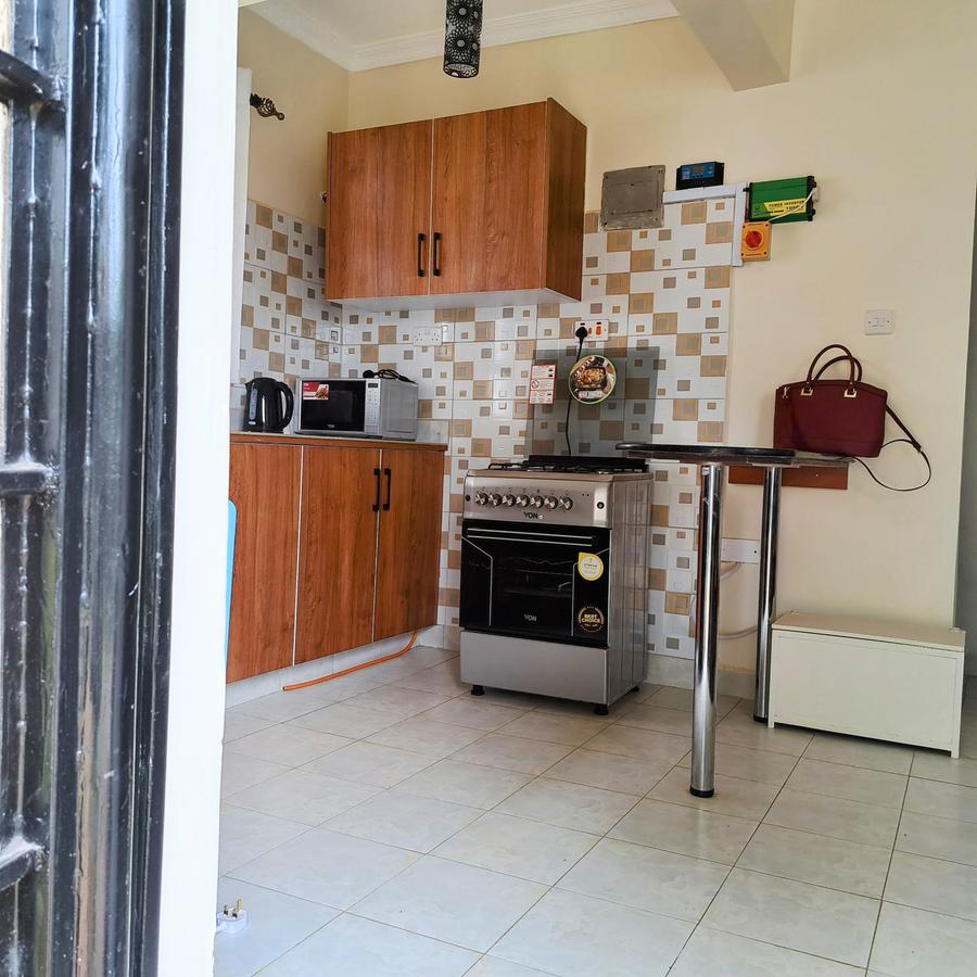 1 Bed House with En Suite in Runda - 6