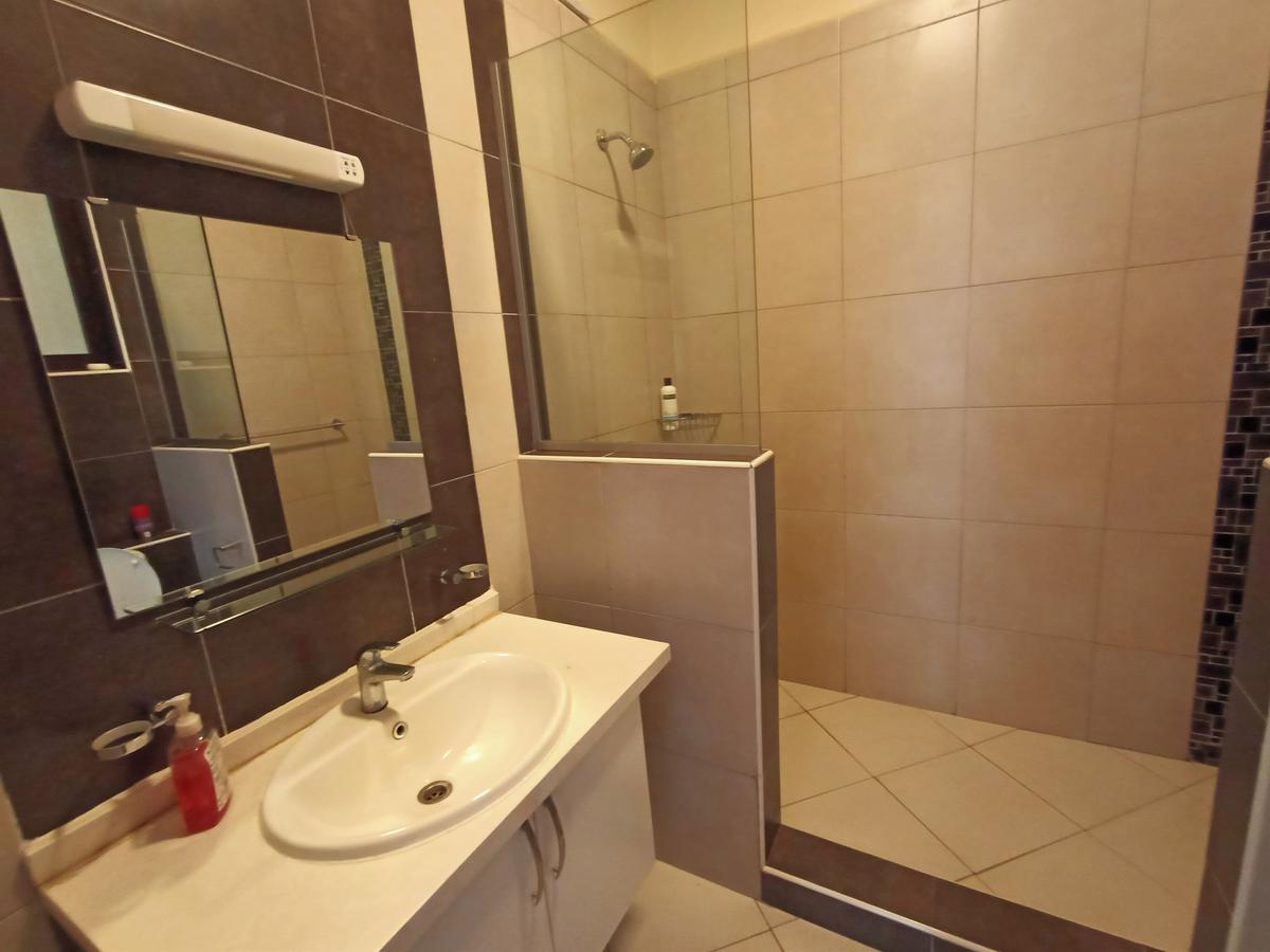 Furnished 2 Bed Apartment with En Suite at Mpaka Road - 9