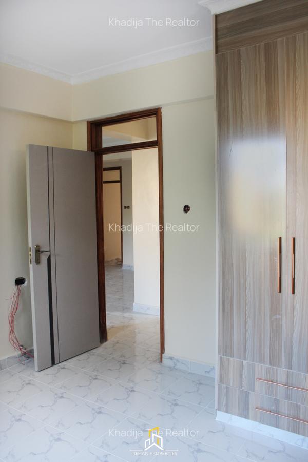 2 Bed Apartment with En Suite in Nyali Area - 10