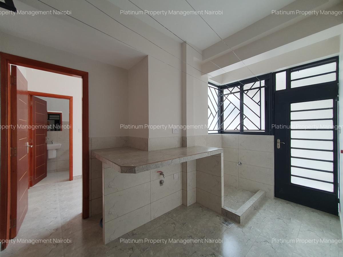 3 Bed Apartment with En Suite in Westlands Area - 13