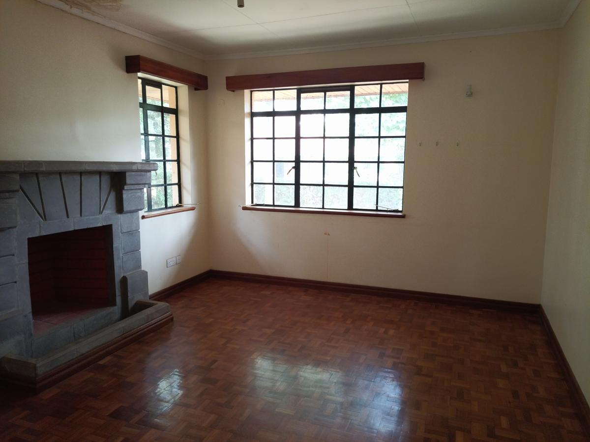 4 Bed House with En Suite at Off Runda Grove - 10