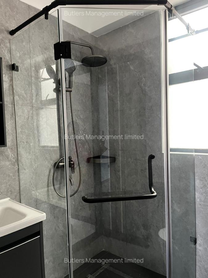 4 Bed Apartment with En Suite at Kindaruma Road - 15