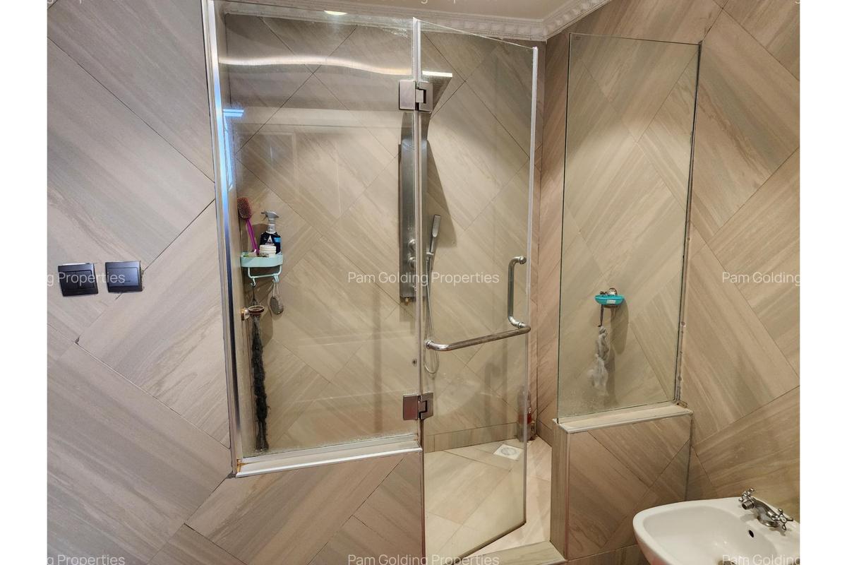 5 Bed House with En Suite at Kiambu Road - 12