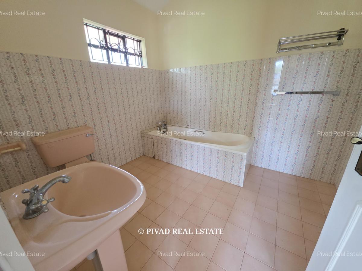 5 Bed House with Garden in Runda - 9