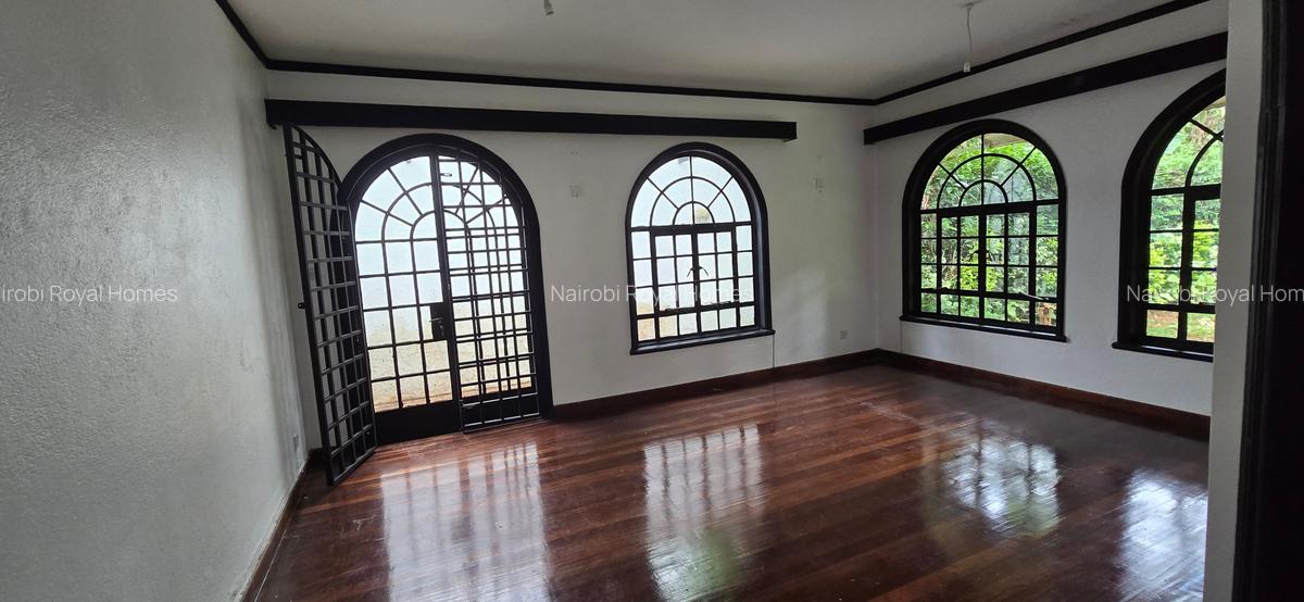 4 Bed Townhouse with En Suite at Lavington Green - 15