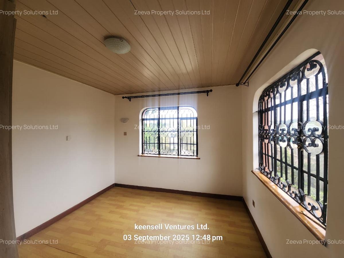 5 Bed House with En Suite in Kitisuru - 12