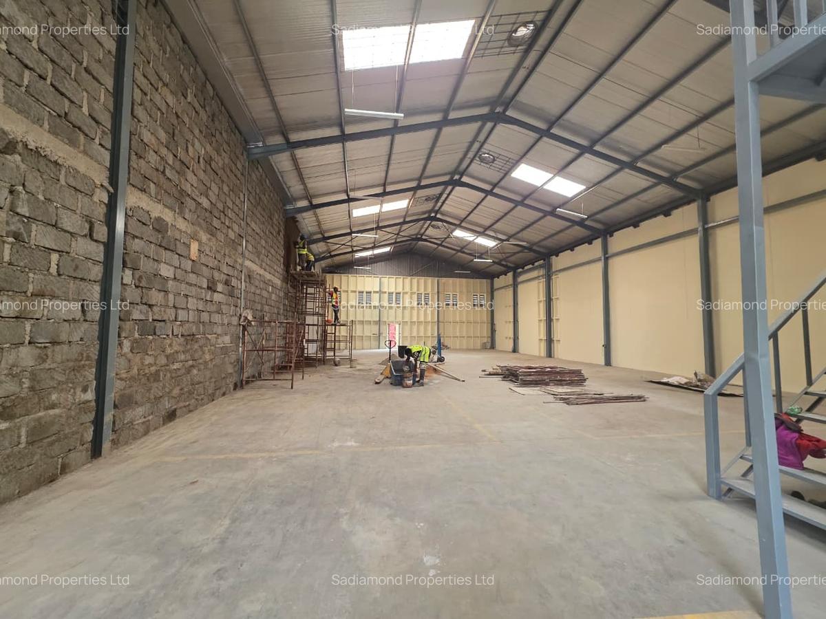 4,583 ft² Warehouse with Parking in Ruiru - 4