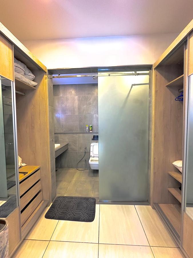 Serviced 2 Bed Apartment with En Suite at Westlands - 18