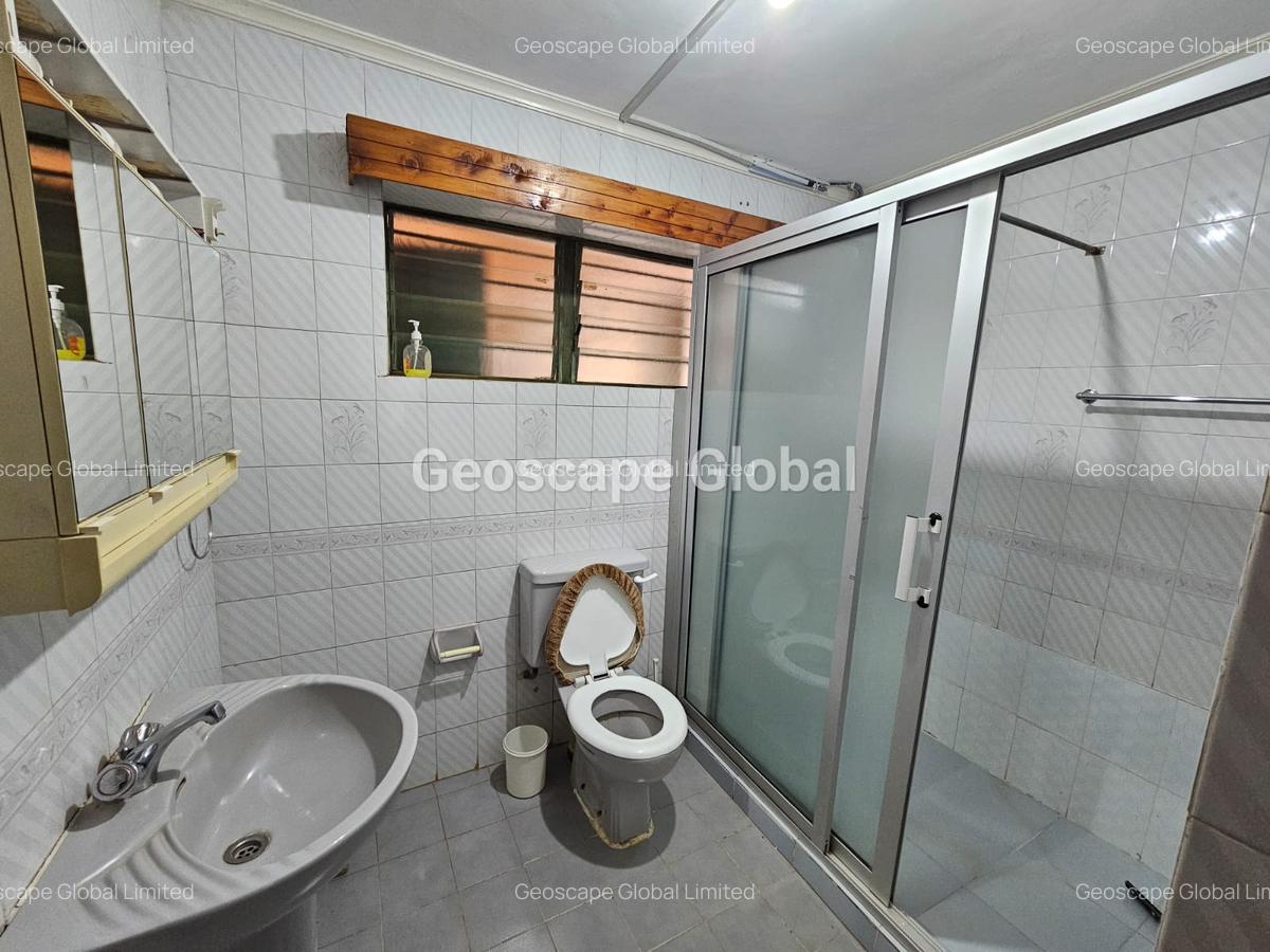 2 Bed House with En Suite in Runda - 3