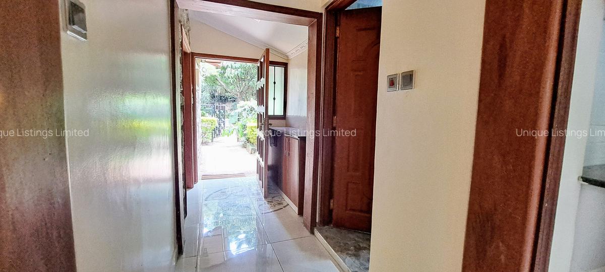 2 Bed House with Garden in Lavington - 3