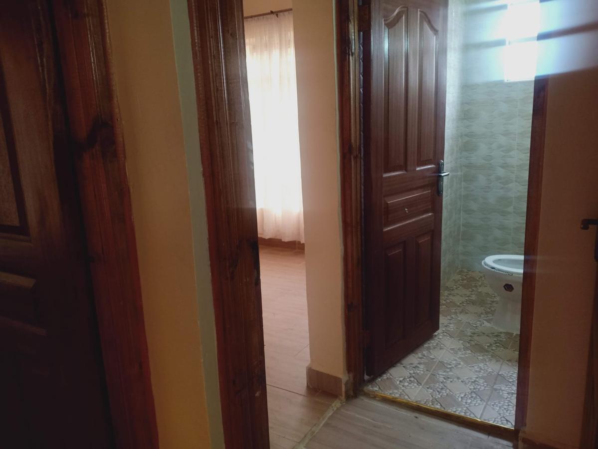 3 Bed House with En Suite at Joska - 8