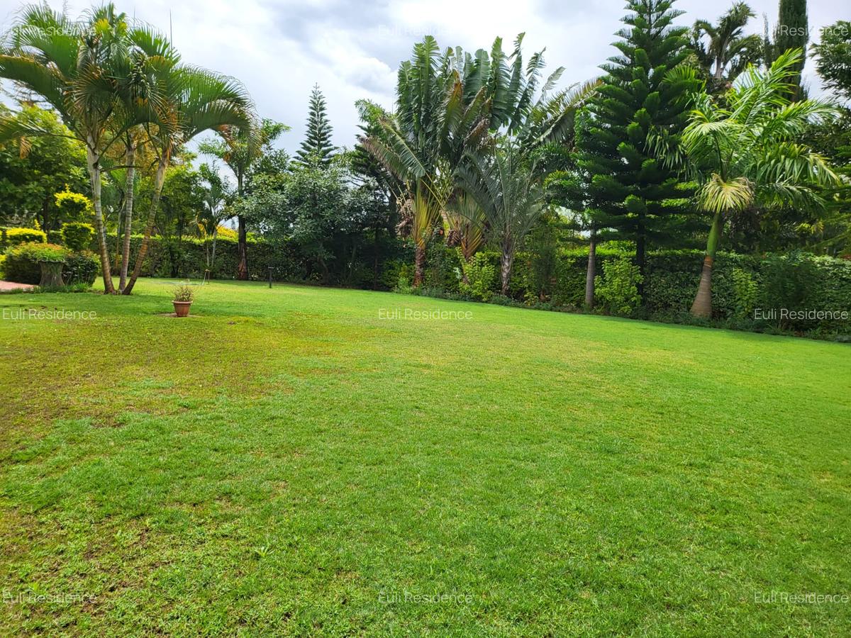 5 Bed Townhouse with En Suite at Runda Drive - 19