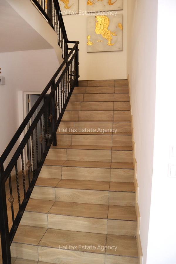 4 Bed House with En Suite in Syokimau - 3
