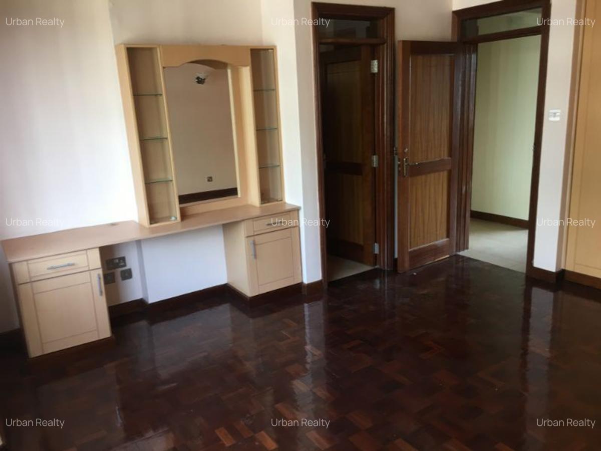 4 Bed Apartment in Westlands Area - 18