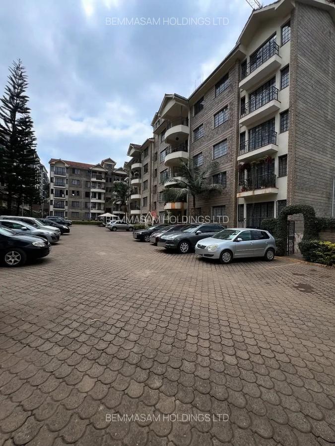 4 Bed Apartment with En Suite at Sport Road - 1