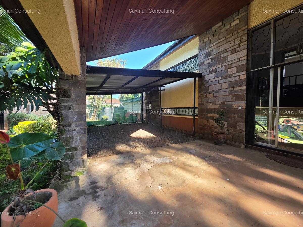 Commercial Property with Service Charge Included in Lavington - 8