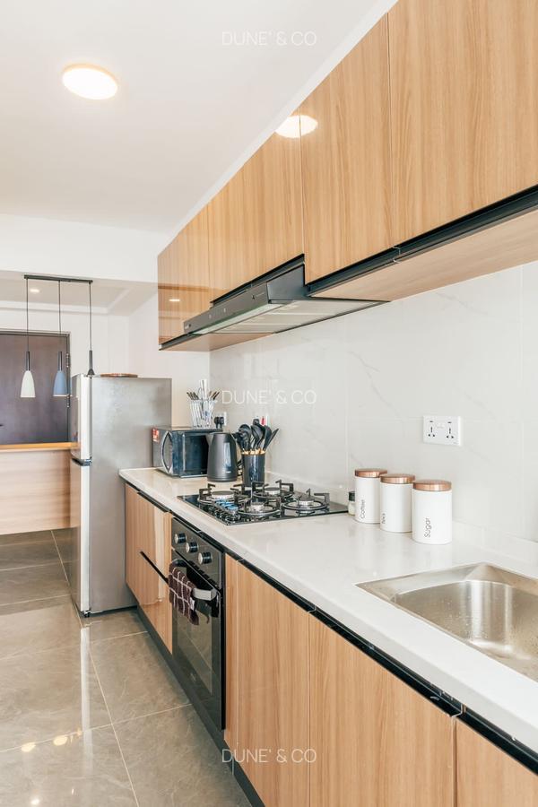 Serviced 2 Bed Apartment with En Suite in Riverside - 5