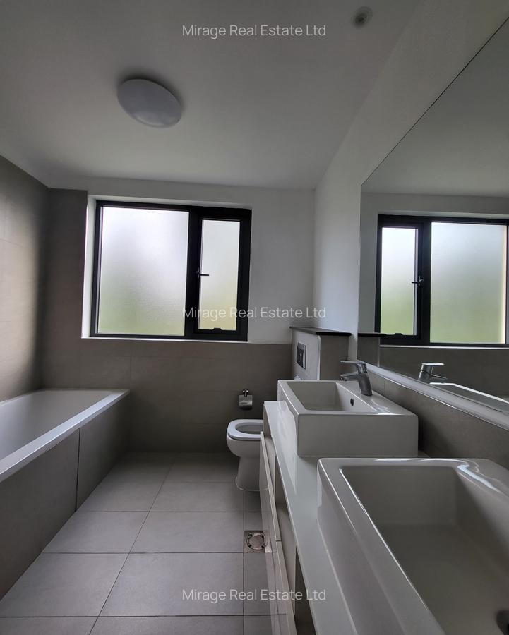 2 Bed Apartment with En Suite in Garden Estate - 17