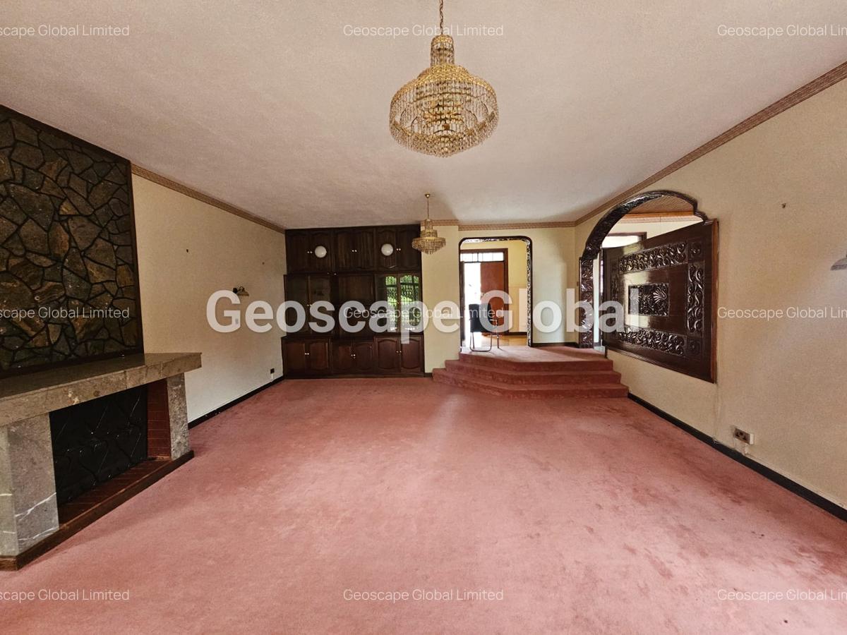 4 Bed House with En Suite in Runda - 6