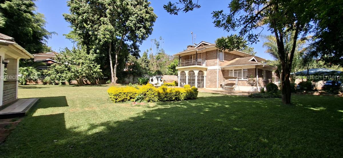 4 Bed House with En Suite in Runda - 12