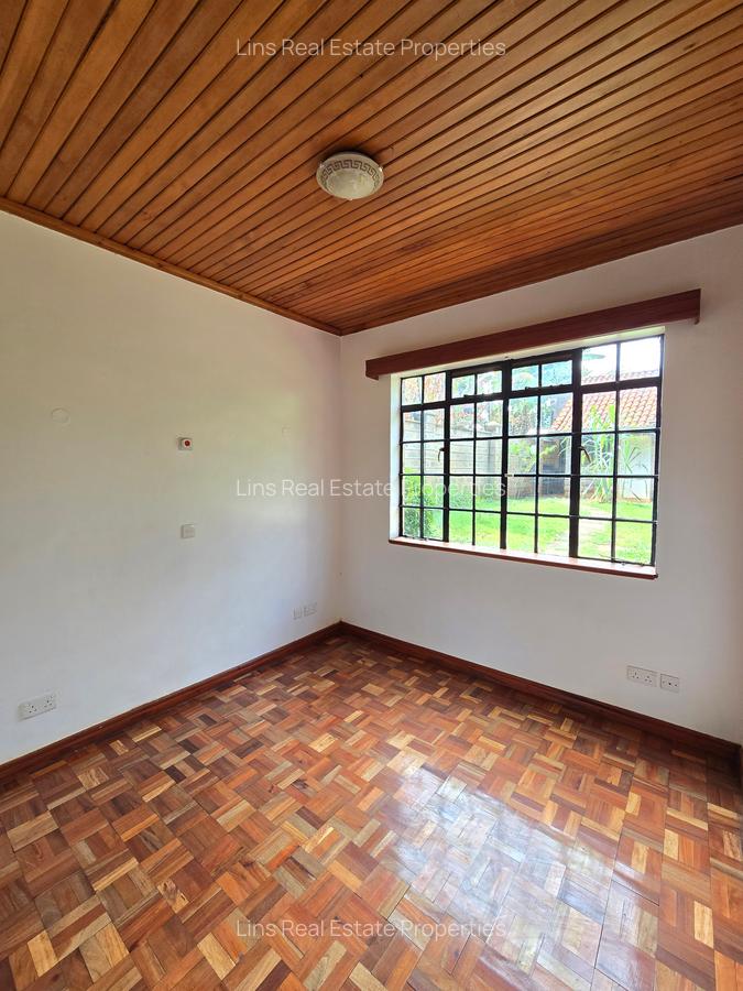 5 Bed Townhouse with En Suite in Lavington - 7