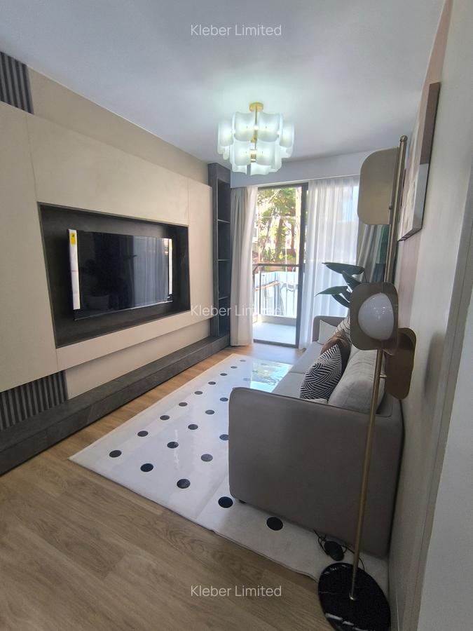 Studio Apartment with En Suite at Westlands - 16