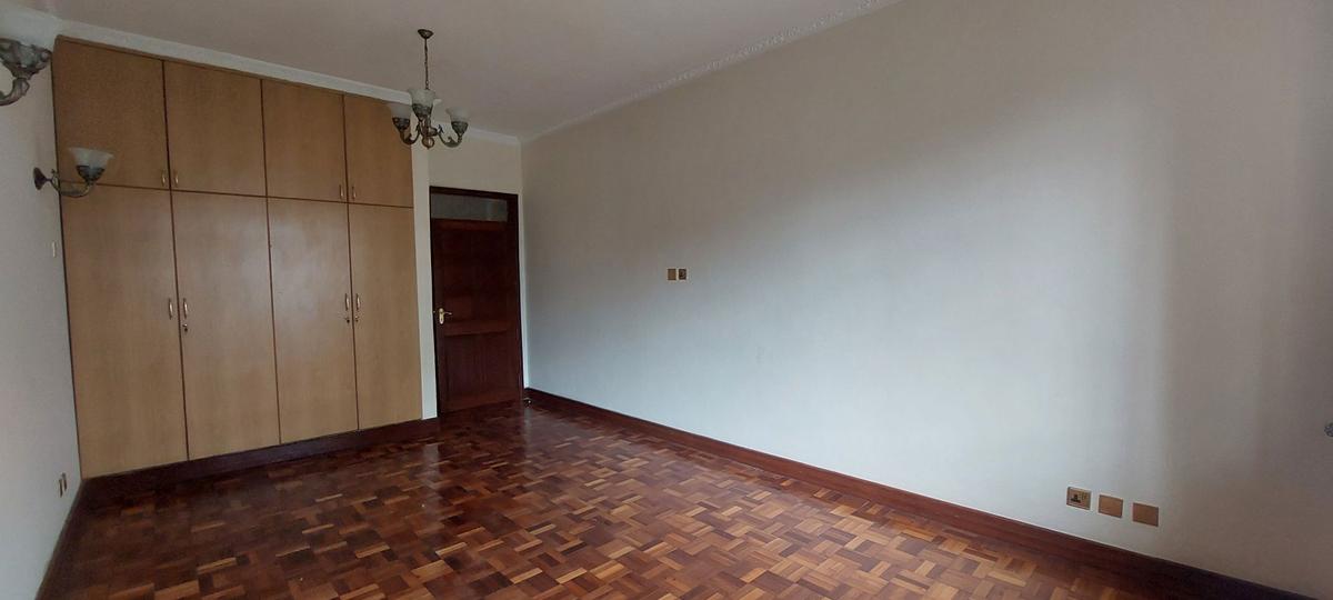 4 Bed Apartment with En Suite in Kileleshwa - 9