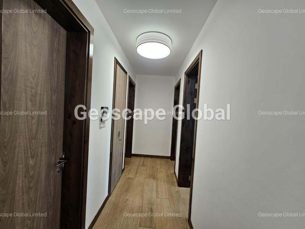 Furnished 3 Bed Apartment with En Suite in Rosslyn - 10