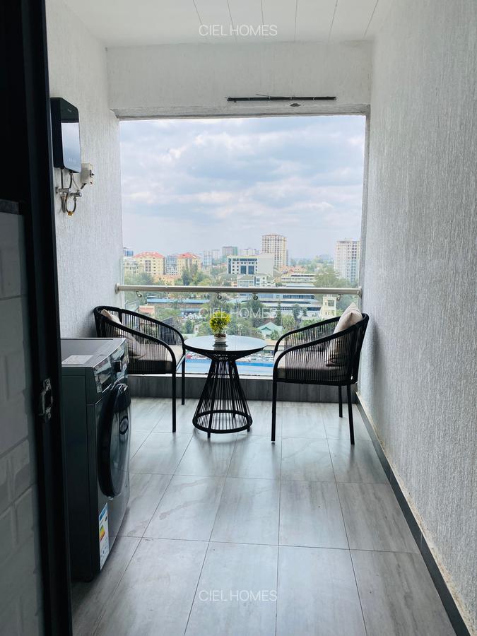 Furnished 2 Bed Apartment with En Suite at Wood Avenue - 11