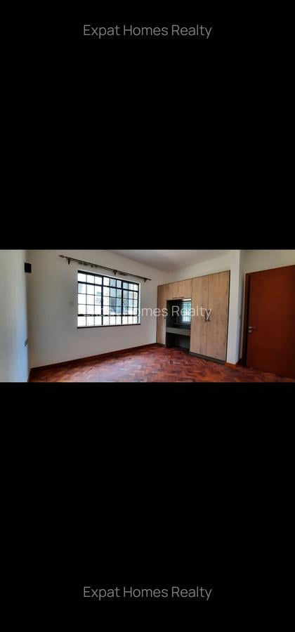 5 Bed Townhouse with En Suite in Lavington - 10