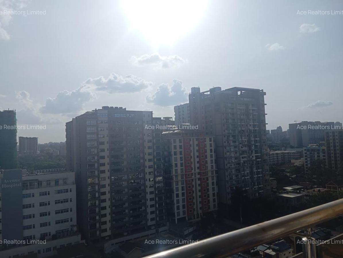 4 Bed Apartment with En Suite at Parklands Road - 13